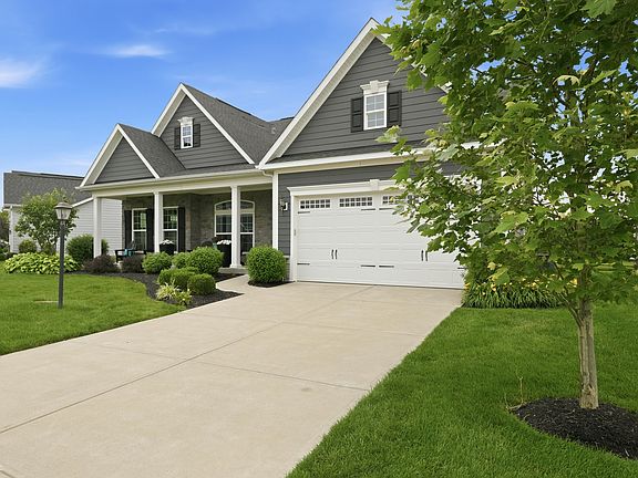 2nd image of 5061 Montview Way