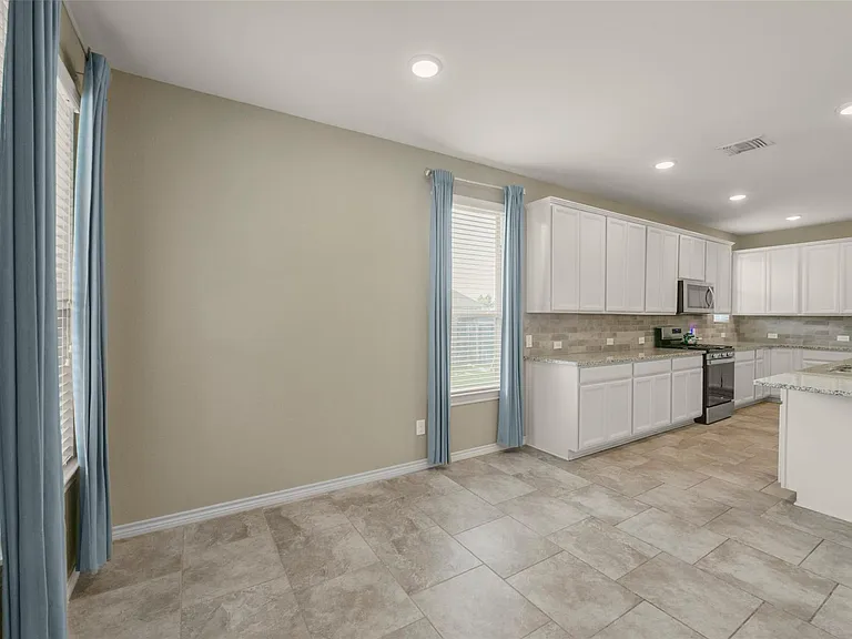 9651 Thimbleweed Dr — Photo 24