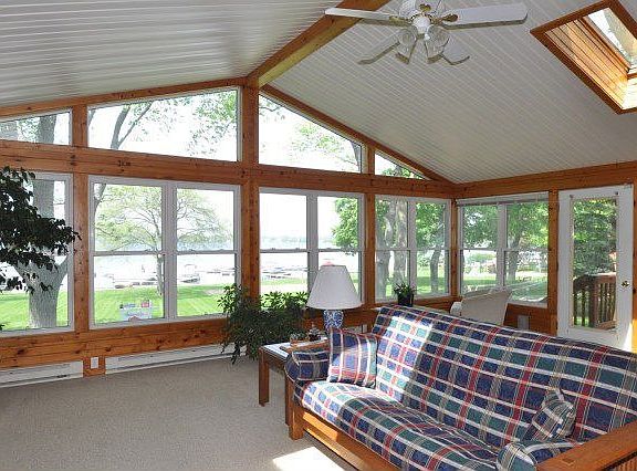 2nd image of 9116 Lake Park Dr
