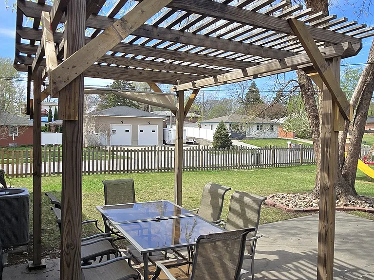 6000 Colby St — Photo 21