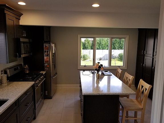4th image of 20 Mont Alto Dr