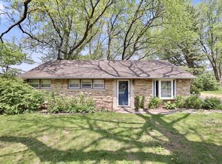 W209N7020 Fillmore Dr, Menomonee Falls, WI 53051