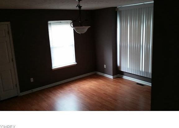 5th image of 11008 Reservoir Place Dr
