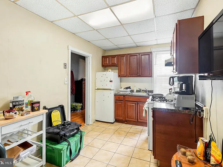 1833 Daly St #2 — Photo 5