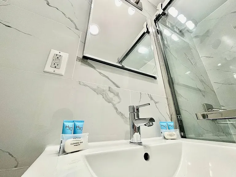 27-14 39th Ave #4F — Photo 6