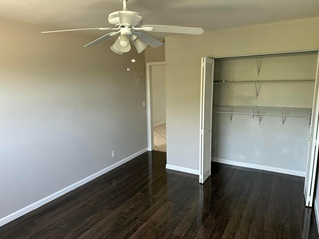 1480 E Sample Road #207, photo 8