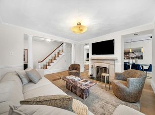 266 Langley Rd #1, Newton Center, MA 02459