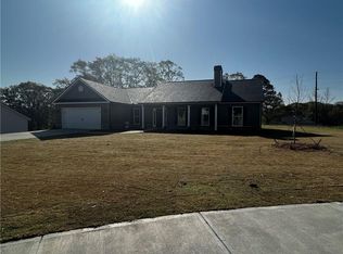 324 Advent Dr, Winder, GA 30680