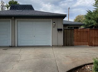 20 Saint Francis Dr, Chico, CA 95926