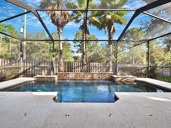 3rd image of 87565 Creekside Dr