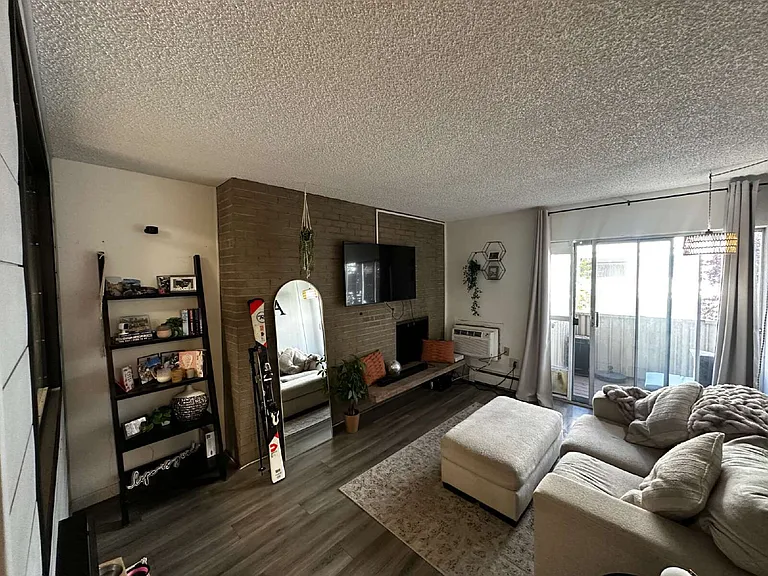 4110 E Hale Pkwy #2C — Photo 4