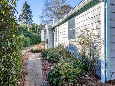 26 Lakeside Dr, Barnstable, MA, 02630