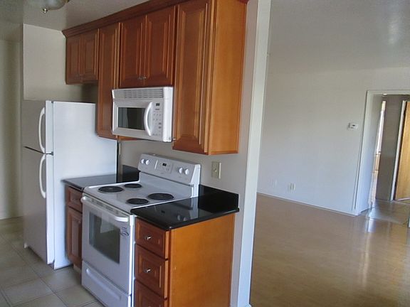 3rd image of 2535 College Ave #10974652