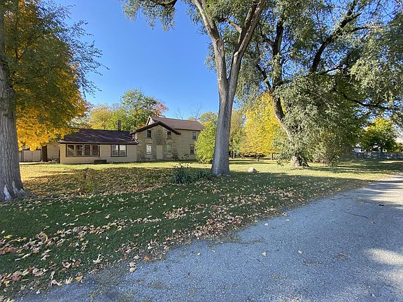 3rd image of 14216 S Old Budler Rd