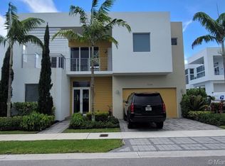 10068 NW 75th Ter, Doral, FL 33178