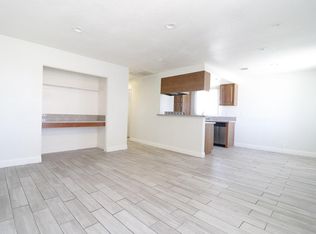 13576 Algonquin Rd APT 10, Apple Valley, CA 92308