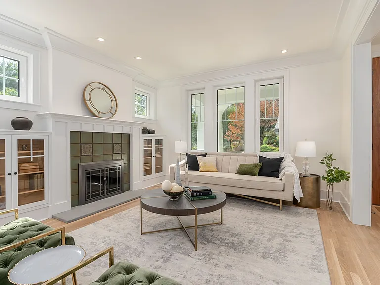 3903 Legation St NW — Photo 8