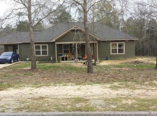 5027 Sandfort Rd, Seale, AL 36875