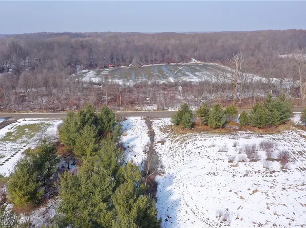 Maple Rd, Jefferson, OH 44047