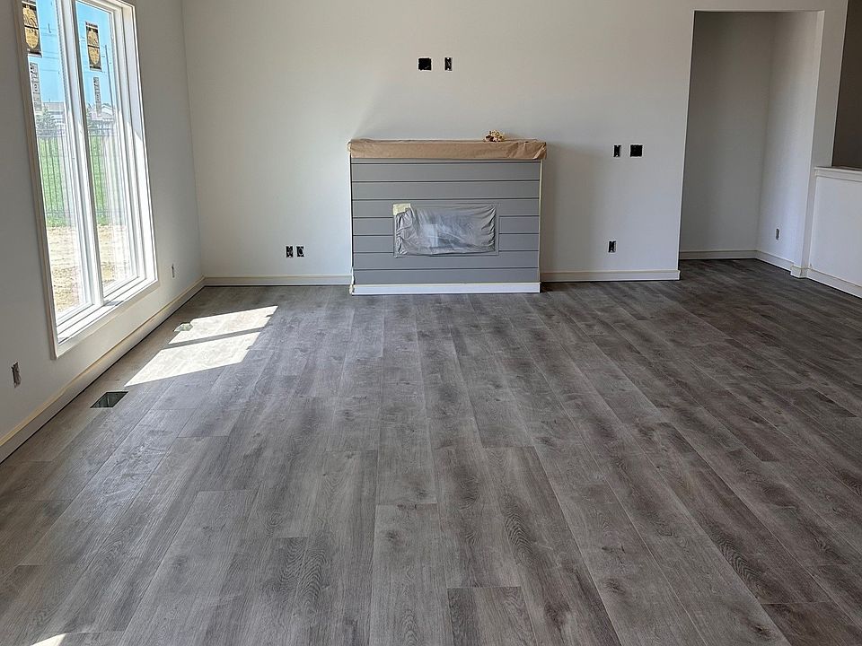 2nd image of 20909 Appaloosa Dr