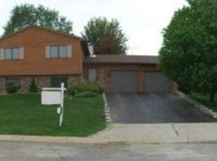3733 Chestnut Ln SW, Rochester, MN 55902