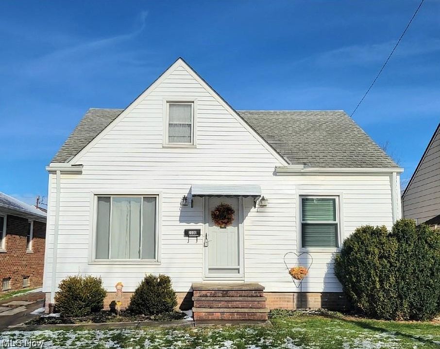 1st image of 3330 Wellington Ave