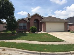 5540 Ridge View Dr, Watauga, TX 76137