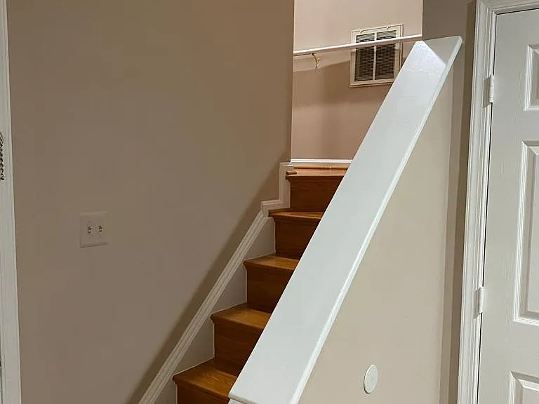 2580 Logan Wood Dr — Photo 2
