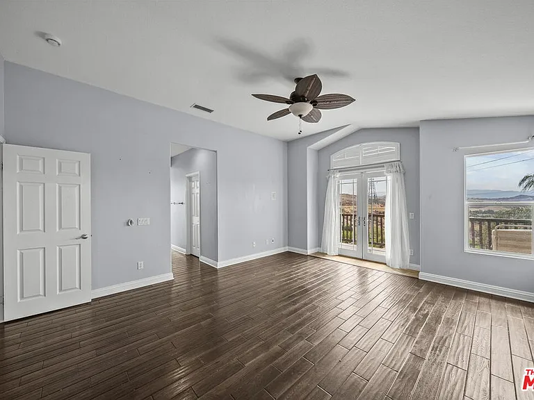 28760 Bridger Ct — Photo 19