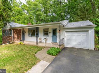 1049 Arthur Ave, Huntingdon Valley, PA 19006