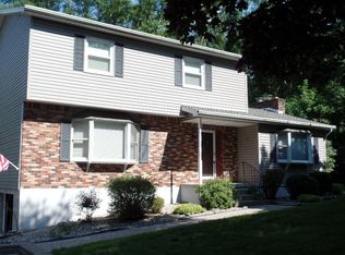 5 Hillview Rd, Schenectady, NY 12303