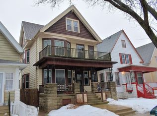 1233 S 36th St, Milwaukee, WI 53215