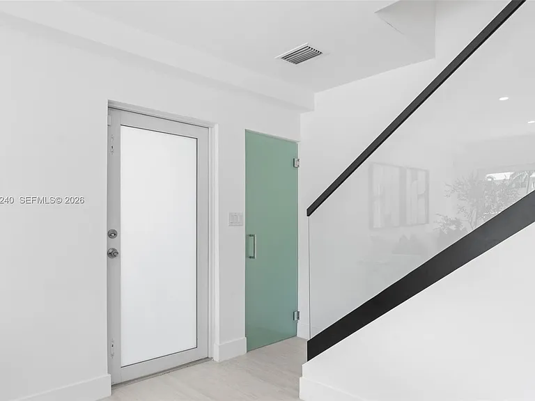 7286 Gary Ave — Photo 6