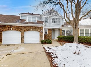 246 Willow Pkwy, Buffalo Grove, IL
