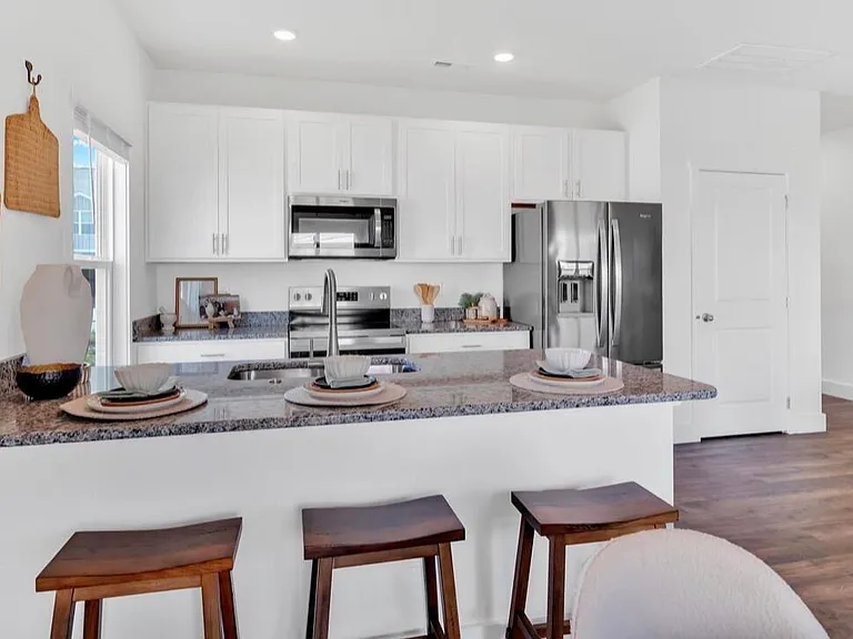 243 Business Park Ln — Photo 5