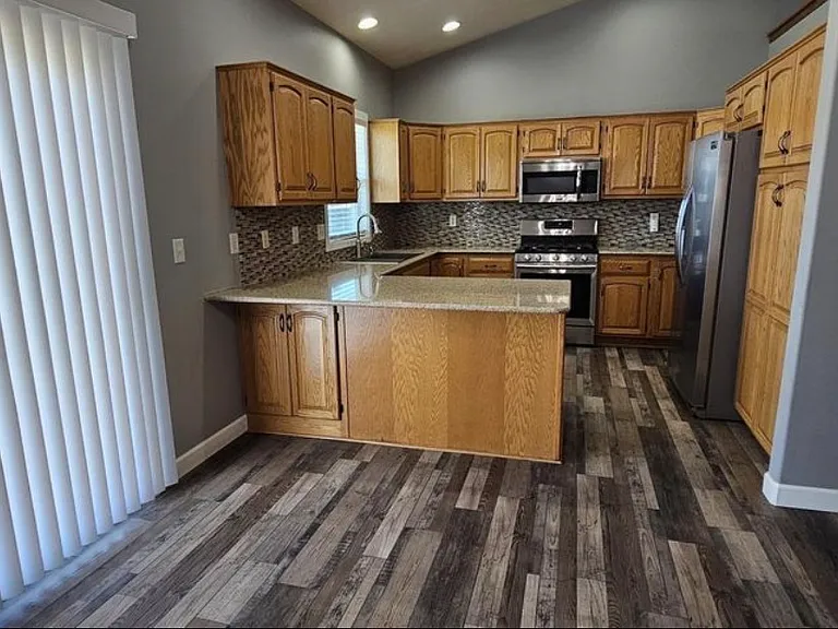 215 Bison Trl — Photo 6