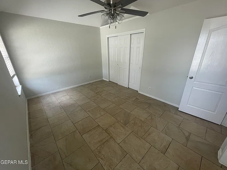 1574 Rebecca Ann Dr — Photo 17