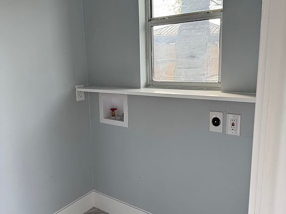 2nd image of 2114 Jupiter St #2-3