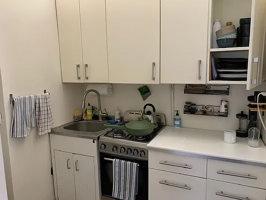 Rented by Leiter Realty Group LLC | media 24