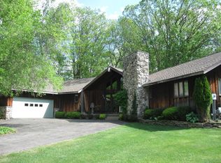 1212 Riverside Dr, Owosso, MI 48867