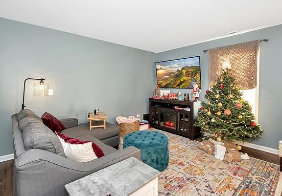 4th image of 25246 S Shannon Dr