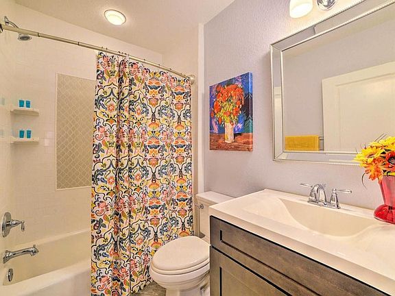 5th image of 1401 N Duval St