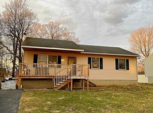 330 Red Oak Ln, Cresson, PA 16630