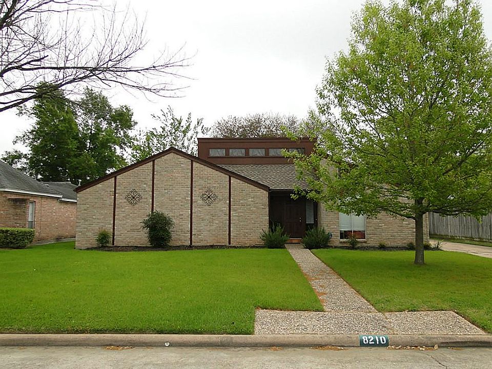 1st image of 8210 Debbie Gay Dr