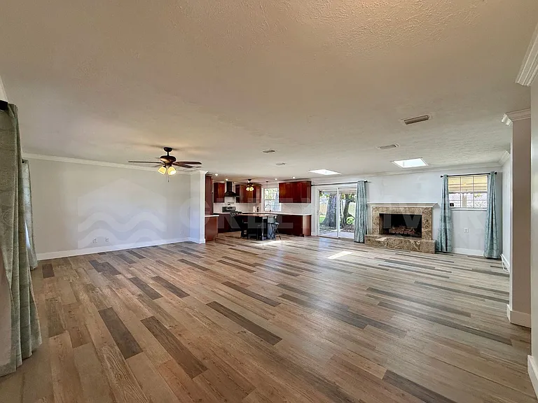 2 Fairway Rd — Photo 8