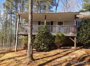 333 Carolina Pine Ct, Leicester, NC 28748