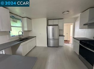 35 Lois Ave, Pittsburg, CA 94565