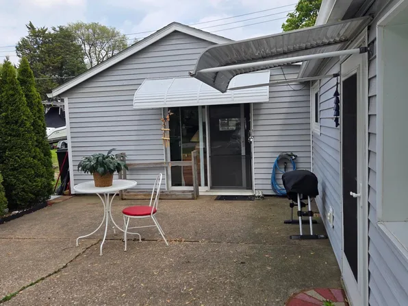 1953 Central Ln, Lakeside Marblehead, OH 43440
