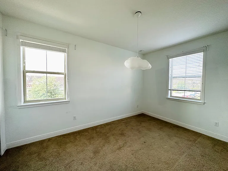 13991 Helsby St — Photo 14