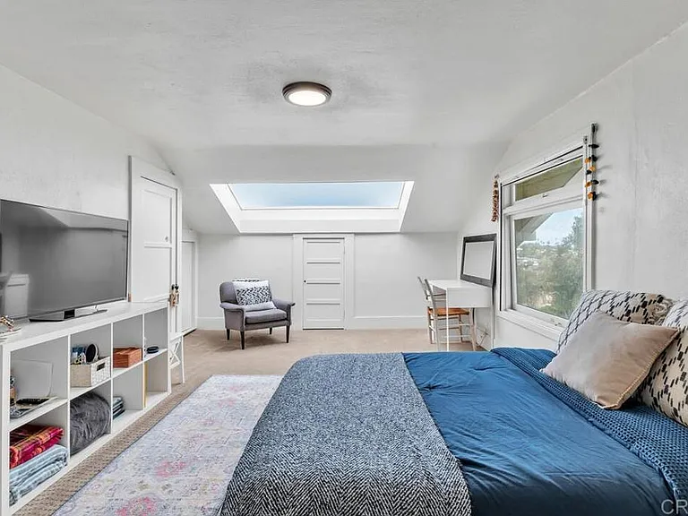 2930 Chatsworth Blvd — Photo 42